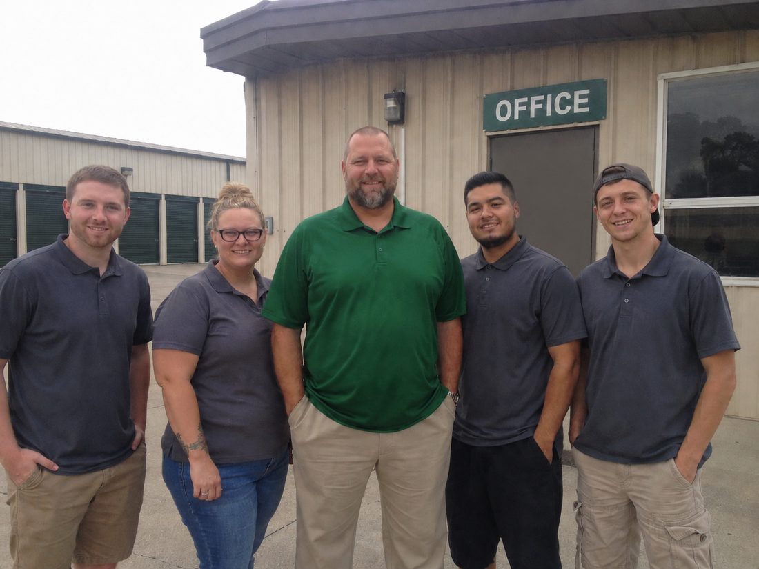Pest control professionals in Lancaster, CA